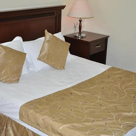 Kadiroglu Otel *