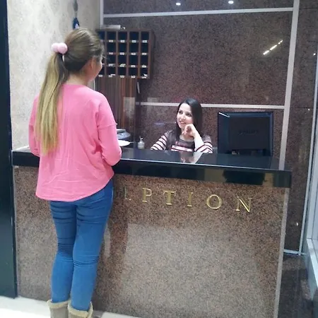 Kadiroglu Hotell *